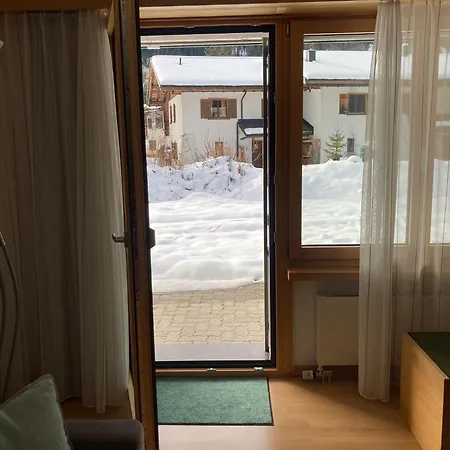 Haus Ginseng Apartment Davos
